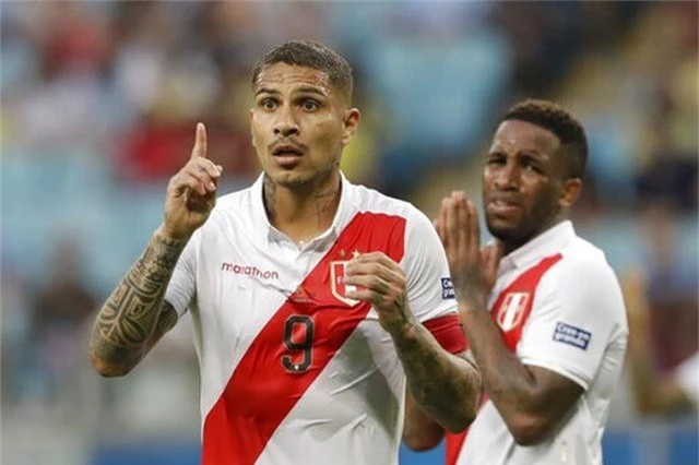 Peru hòa Venezuela giúp Brazil độc chiếm ngôi đầu bảng - 1