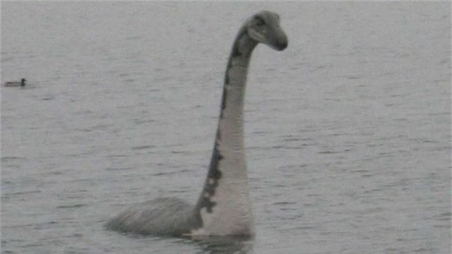 Phân tích DNA từ hồ Loch Ness để tìm “quái vật” huyền thoại - 1