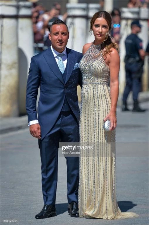 Vợ chồng Beckham thần thái áp đảo toàn bộ khách mời đến dự đám cưới của đội trưởng Real Madrid - Ảnh 11.