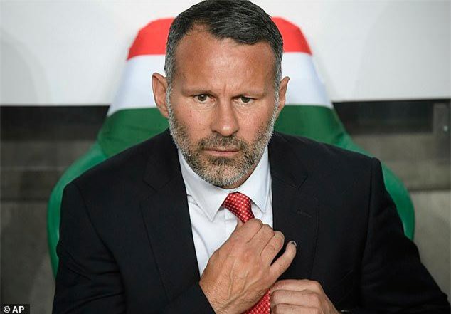 Ryan Giggs bị học trò nghi ngờ năng lực