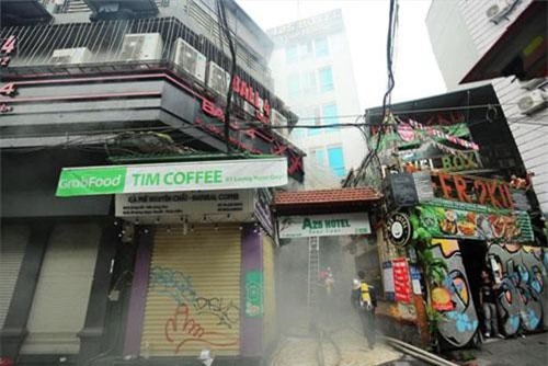 Hà Nội: Cháy khách sạn tại quận Hoàn Kiếm, 30 người kịp thời thoát thân