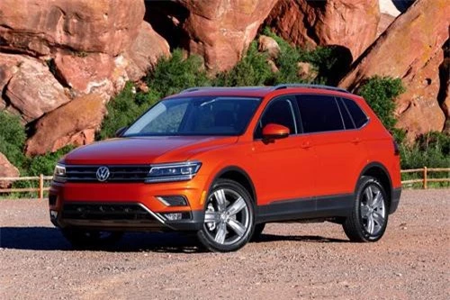 7. Volkswagen Tiguan (doanh số: 173.058 chiếc).