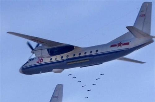 Phi công không quân chiến lược Trung Quốc huấn luyện bằng máy bay gì? 