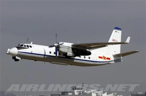 Y-7 là dòng máy bay vận tải - chở khách phục vụ cho cả mục đích quân sự - dân sự do Tổng Công ty Tây An sản xuất từ những năm 1980 trên cơ sở dòng máy bay An-24/26 của Liên Xô (cũ). Ước tính, 103 chiếc đã được sản xuất từ năm 1984 tới nay. Nguồn ảnh: Airliners.net