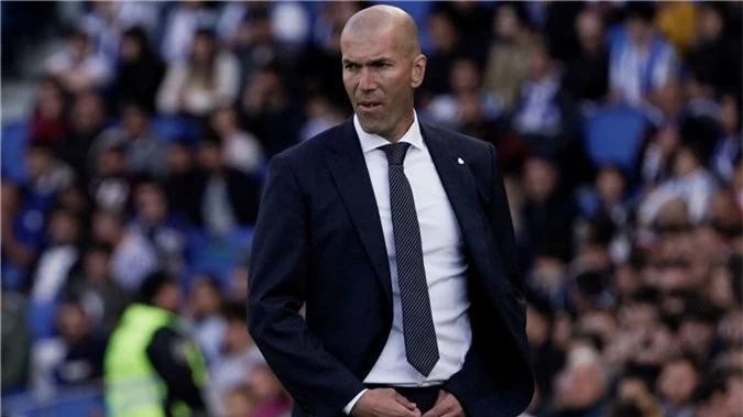 Hé lộ hạn chót HLV Zidane đề ra cho BLĐ Real để thanh lý toàn bộ 12 hàng thừa