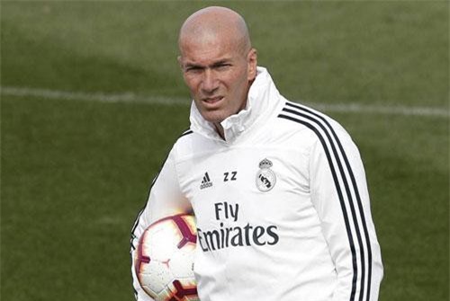 HLV Zidane ra yêu sách với Ban lãnh đạo Real, lộ danh sách 12 cầu thủ bị thanh lý 