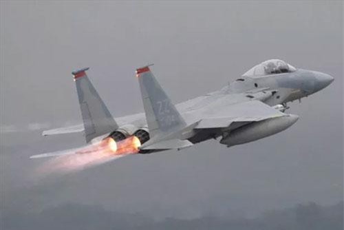 Mỹ - Saudi Arabia diễn tập không quân