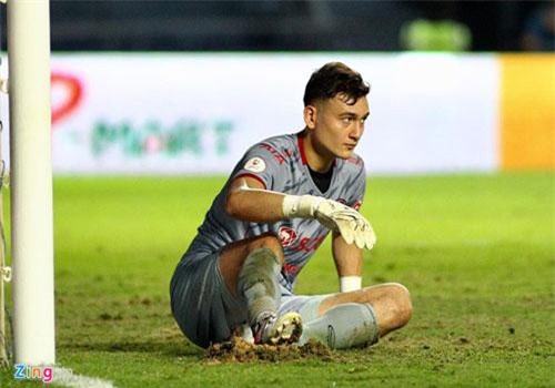 Vòng 14 Thai League: Văn Lâm cùng Muangthong trở lại đáy BXH, Xuân Trường và Buriram vươn lên vị trí số 1