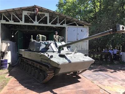 Lần đầu tiên lộ diện pháo tự hành “bay” 2S42 Lotos Nga