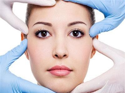 Phẫu thuật thẩm mỹ: Đẹp... qua đau đớn!