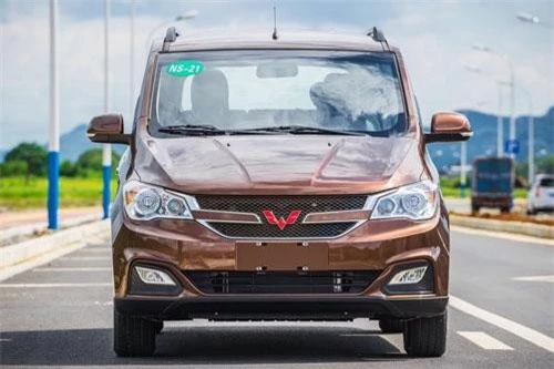 3. Wuling Hongguang (doanh số: 34.073 chiếc).