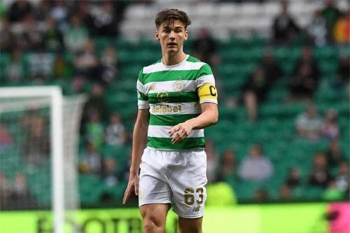 Hậu vệ trái: Kieran Tierney (Celtic).