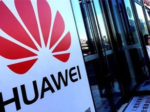 Huawei sẽ cắt giảm sản lượng trong 2 năm