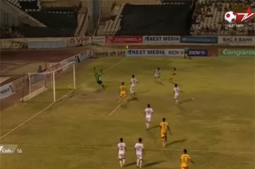 Bàn thắng của Quang Tình ‘xé lưới’ HAGL đẹp nhất vòng cuối lượt đi V.League 2019