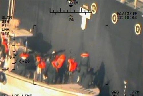 Mỹ tiếp tục cáo buộc Iran tấn công tàu hàng trên vịnh Oman