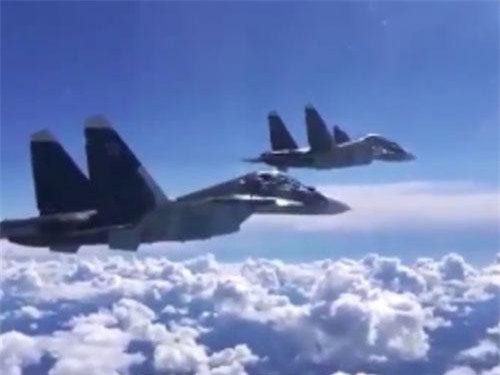 Chiến đấu cơ Nga dội bom phá nát nhiều vị trí phiến quân ở Idlib