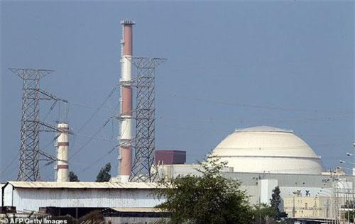 Mỹ cáo buộc Iran “tống tiền hạt nhân” giữa lúc căng thẳng leo thang