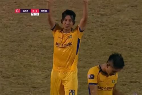 CLIP: Top 5 bàn thắng đẹp nhất vòng 13 V.League 2019