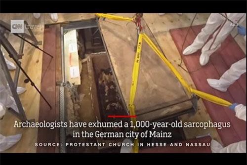 Phát hiện hài cốt bí ẩn trong quan tài cổ nghìn năm