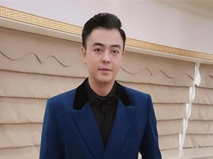 Chỉ một thay đổi nhỏ, MC Tuấn Tú đã gây nức nở vì diện mạo bảnh bao ai nhìn cũng mê