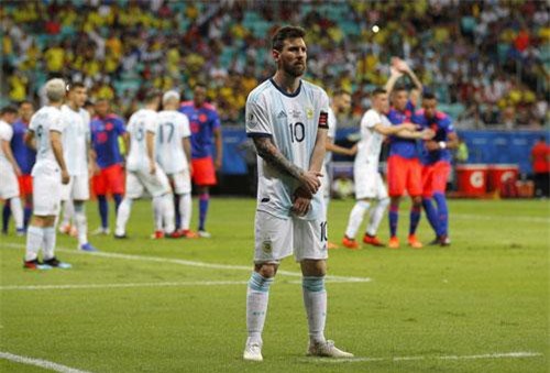 'Messi bết bát ở Argentina là bởi chất lượng của các đồng đội'