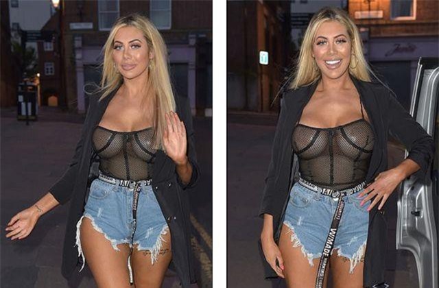 Chloe Ferry bốc lửa đi chơi tối