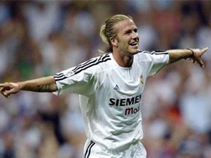 CLIP: Top 10 "siêu phẩm để đời" của David Beckham