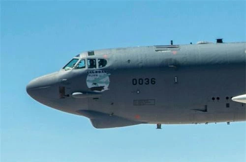 Hiện tại, AGM-183A chỉ mang trên máy bay ném bom chiến lược B-52H. Nguồn ảnh: Edwards Air Force
