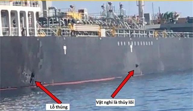 Mỹ thu được mảnh vỡ nghi giống thủy lôi Iran trên tàu dầu bị tấn công - 1