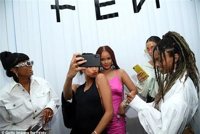Rihanna tăng cân vẫn xinh đẹp - 9 Rihanna tăng cân vẫn xinh đẹp - 9