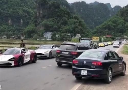 Người dân có được gắn còi hụ và đèn nháy lên xe giống cảnh sát giao thông?