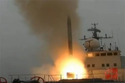 Tên lửa hành trình chống hạm YJ-18 rời bệ phóng. Nguồn ảnh: Tianmen