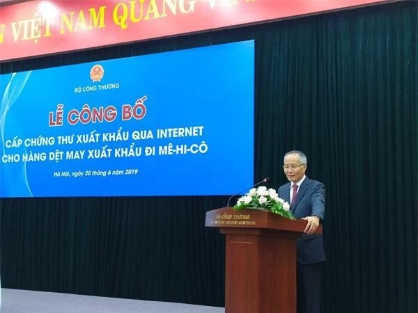 Thứ trưởng Bộ Công Thương Trần Quốc Khánh phát biểu tại Lễ công bố. 