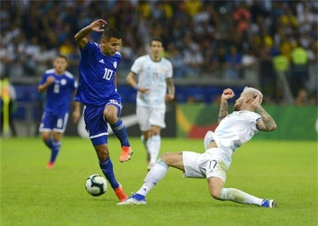 Messi ghi bàn, Argentina may mắn thoát thua Paraguay - 5