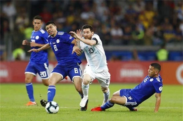 Messi ghi bàn, Argentina may mắn thoát thua Paraguay - 6
