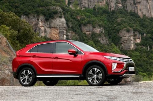 6. Mitsubishi Eclipse Cross.