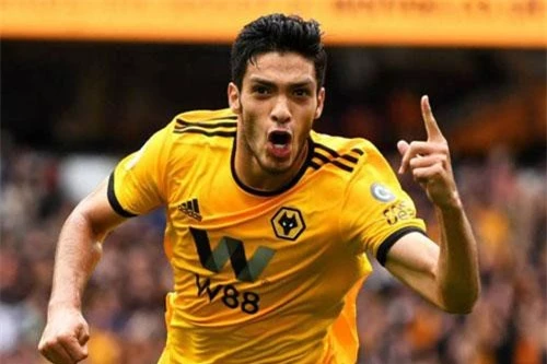 8. Raul Jimenez (từ Benfica tới Wolves). Giá: 34,2 triệu bảng.