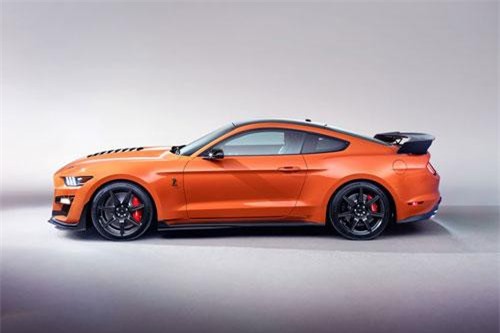 Ngắm xe coupe mạnh 760 mã lực, vận tốc 290 km/h