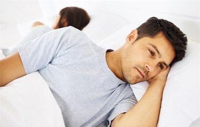 &#x110;&#xEA;m t&#xE2;n h&#xF4;n, &#x111;ang h&#x1EEB;ng h&#x1EF1;c l&#x1EED;a y&#xEA;u th&#xEC; v&#x1EE3; b&#x1ED7;ng d&#x1B0;ng &#x111;&#xF2;i m&#x1EDF; ti&#x1EC1;n m&#x1EEB;ng ra &#x111;&#x1EBF;m