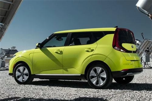 5. Kia Soul EV (quãng đường di chuyển mỗi lần sạc đầy pin: 391 km).