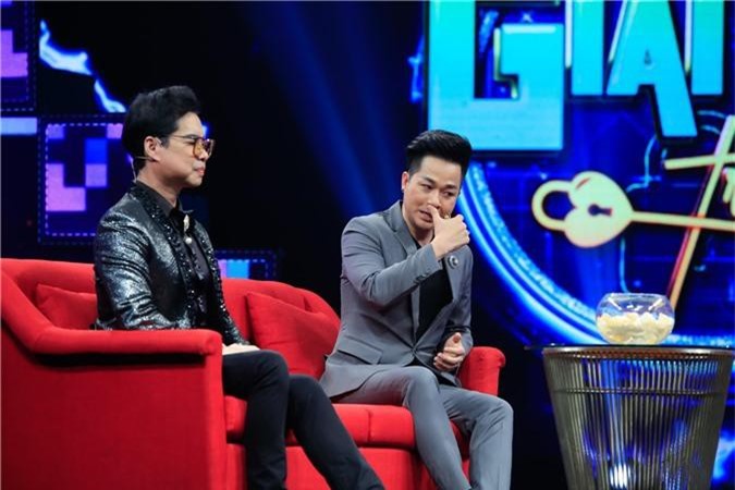 Quách Tuấn Du khóc nức nở kể về may mắn gặp được cha nuôi Ngọc Sơn