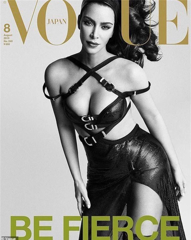 Kim Kardashian xuất hiện trên ba phiên bản trang bìa Vogue Nhật Bản - 1