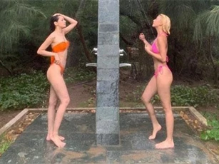 26 tuổi, Chi Pu lần đầu diện bikini khoe dáng bốc lửa thế này!