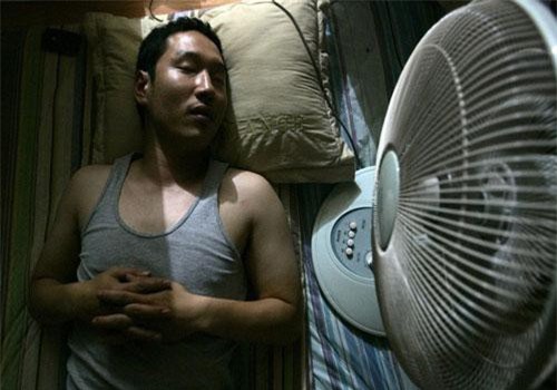 Không muốn gặp phải tình cảnh đột quỵ trong những ngày siêu nóng, hãy sửa ngay 5 thói quen sau