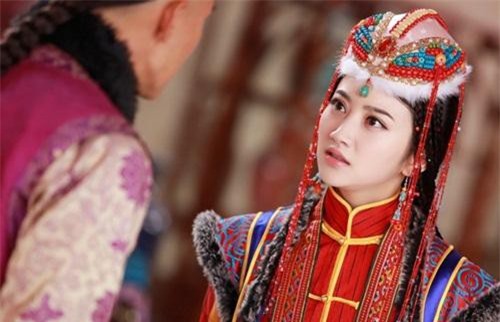 Kết cục bi thảm của mỹ nữ tái hôn với Hoàng đế, vốn là quan hệ chị dâu - em chồng