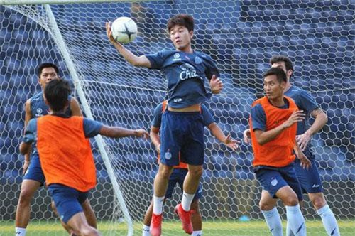 Xuân Trường lại “mất tích” và nỗi buồn không biết tỏ cùng ai ở Thái Lan