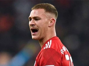 CLIP: 10 pha cứu thua không tưởng của các cầu thủ tại Bundesliga 2018-2019