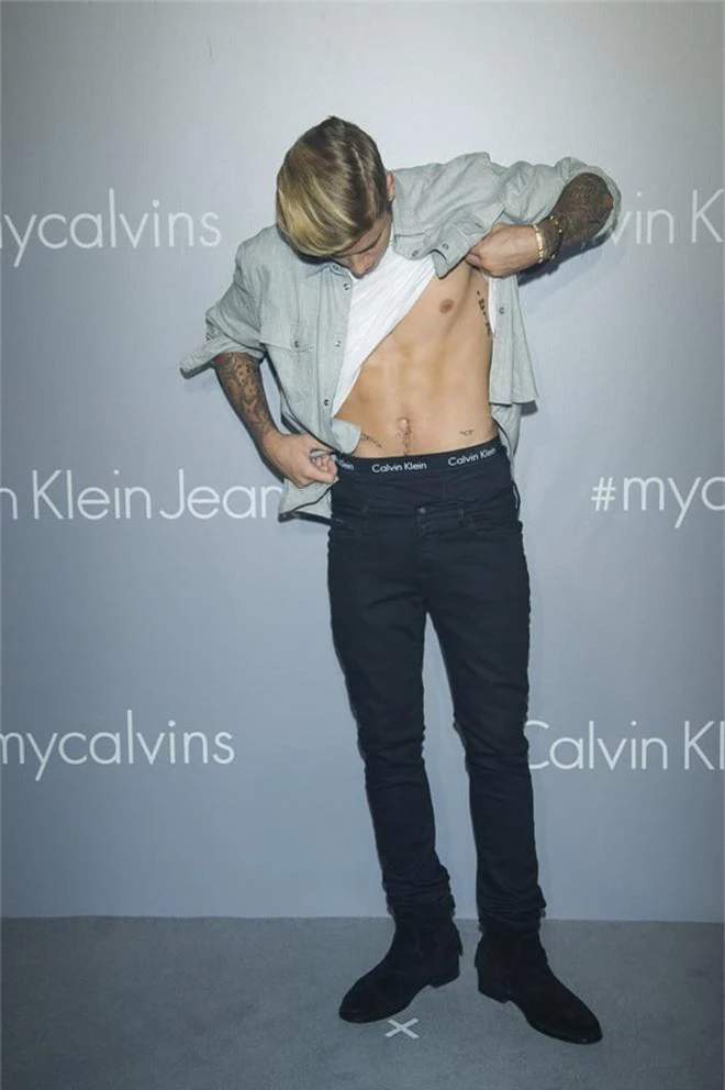 Hà Nội nóng 40 độ cũng không đọ được với thần thái và body siêu hot một thời của Justin Bieber - Ảnh 5.