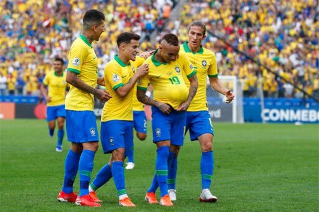 Brazil 5-0 Peru: Chiến thắng tưng bừng