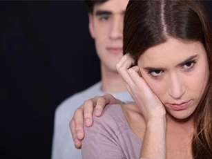 Bỗng một ngày, chồng mang một người đàn ông quyến rũ về cho ở với vợ, tôi càng kinh ngạc hơn khi anh ta tiết lộ bản thỏa thuận trước đó của chồng